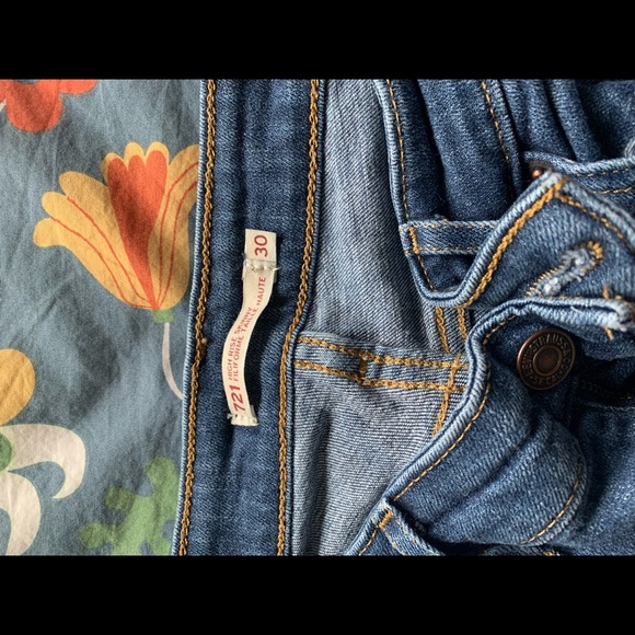 Levi’s women’s 721 High arise Skinny jeans - Picture 3 of 3